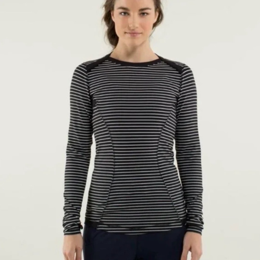 LULULEMON Woman's BASE RUNNER LS‎ PARALLEL STRIPE BLACK WHITE YOGA DANCE LOUNGE